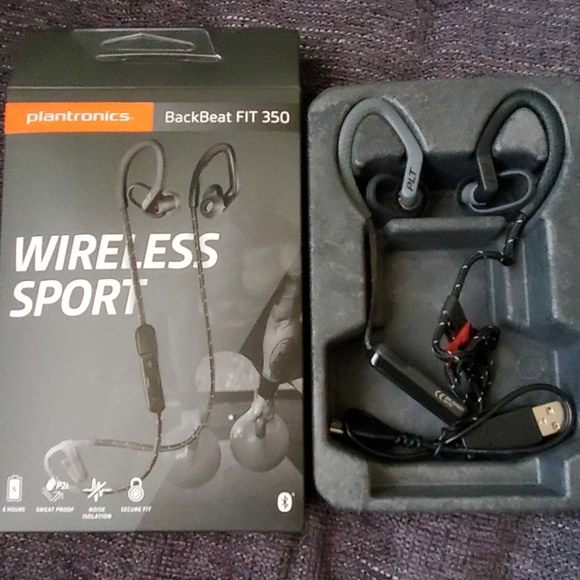 Wireless Bluetooth - Picture 3 of 4